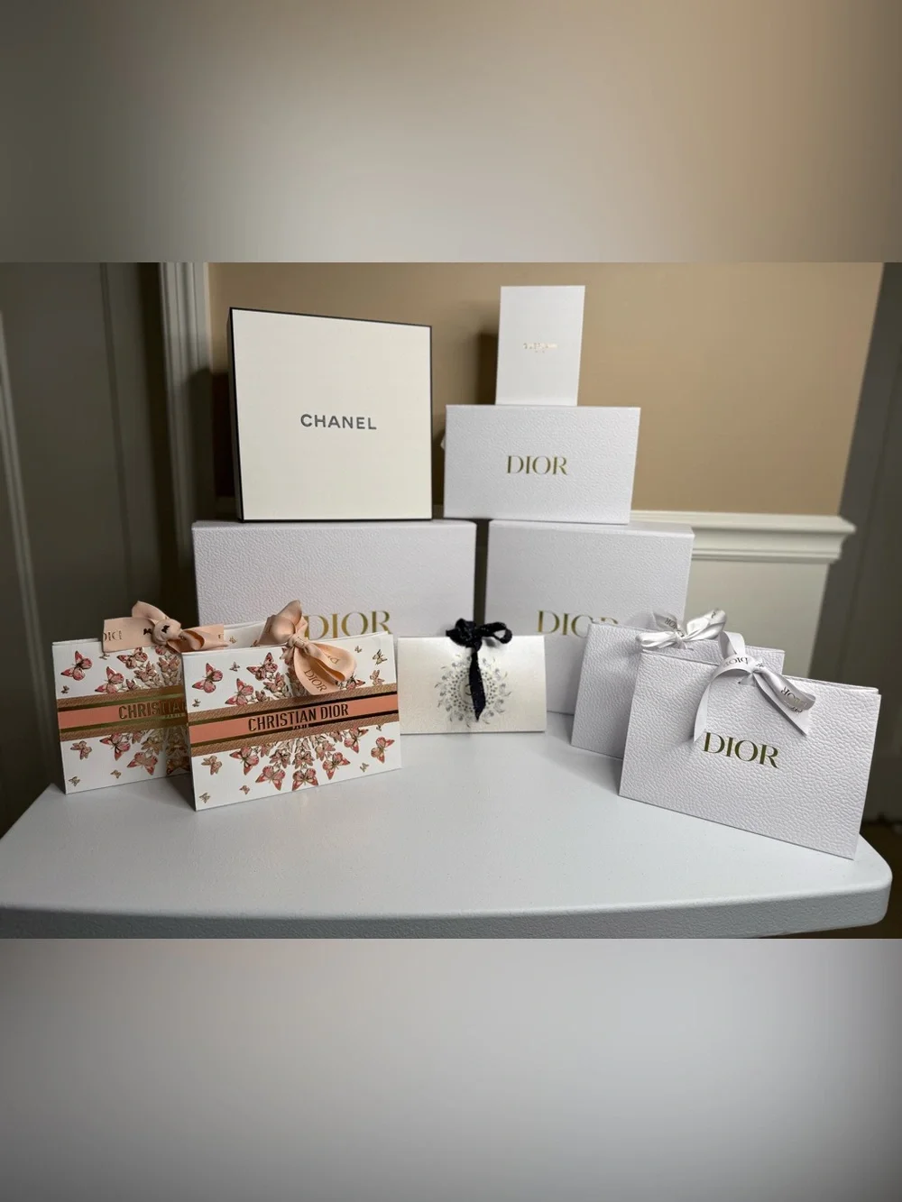 Luxury Gift Box Collection, contains 10 boxes.